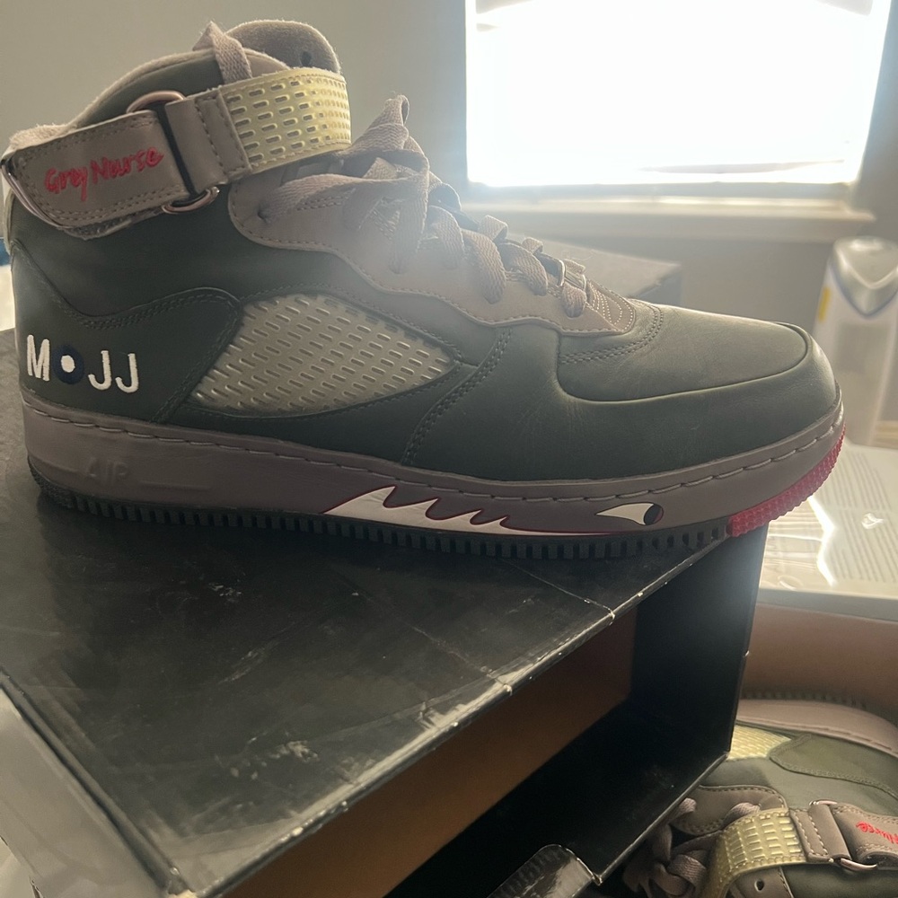 Air Jordan And Air Force I View 4